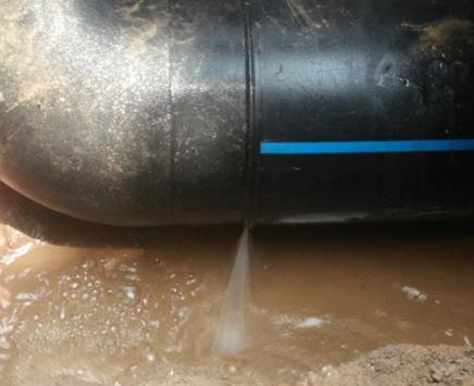 闻喜楼顶渗水维修公司为大家分享下闻喜卫生间漏水维修修补技术!